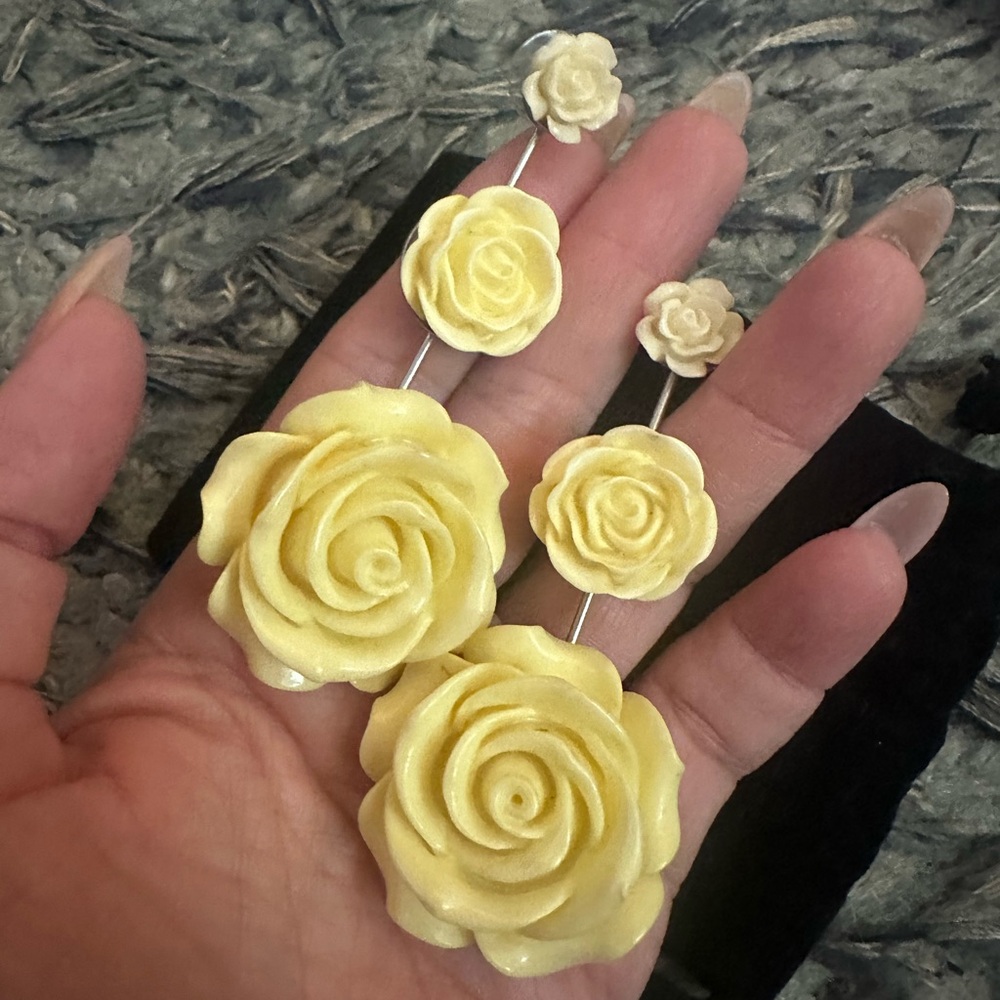 Dannijo flower esrrings